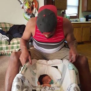 Meet your Posher, Devontae